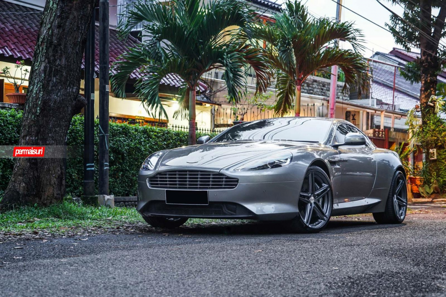 Vossen Aston Martin DB9 �� ������ VFS5