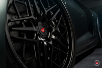 ���� ������� Vossen: Audi R8 �� ������ Vossen ML-R3