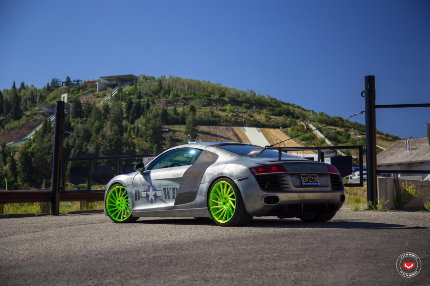 Audi R8 �� ������ VPS305T
