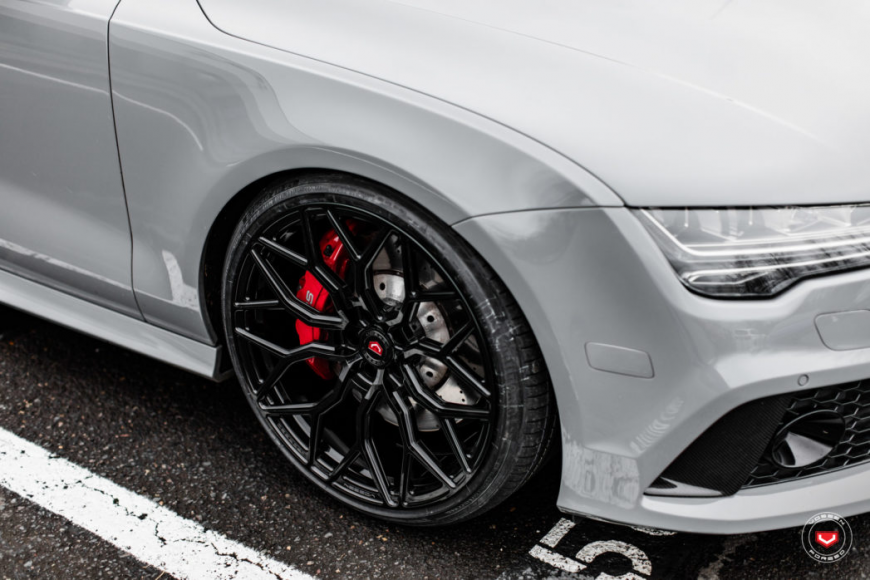 Audi A7 �� ������ 
