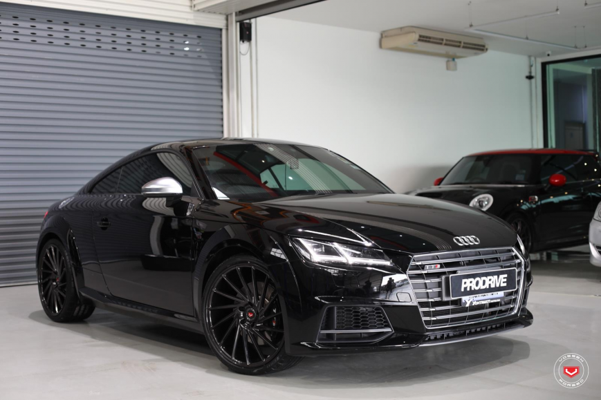Audi TT �� ������ VPS305T