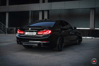 ���� ������� Vossen: BMW 5-Series �� ������ Vossen CG-203