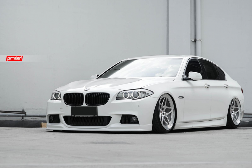 BMW 5 Series | M5 �� ������ LC104