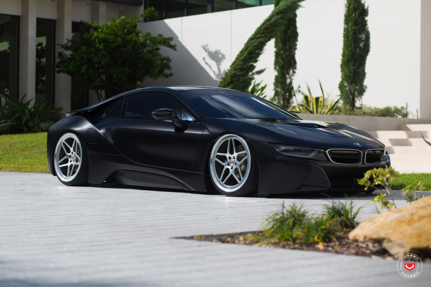 BMW i8 �� ������ LC104