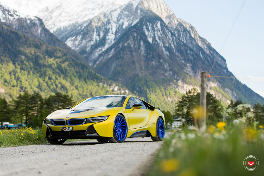BMW i8 �� ������ VPS305T