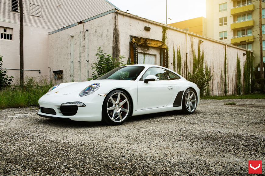 Porsche 911 �� ������ CV7