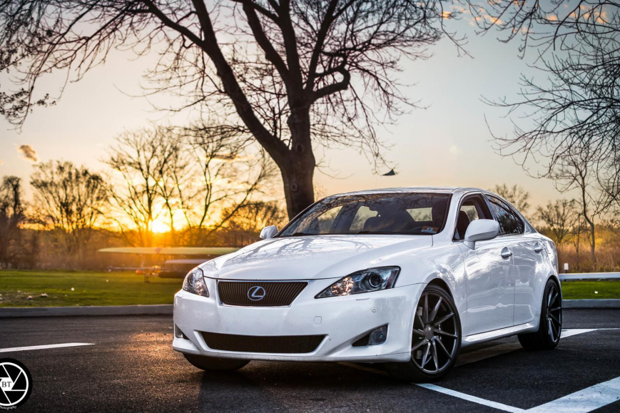Lexus IS �� ������ CVT