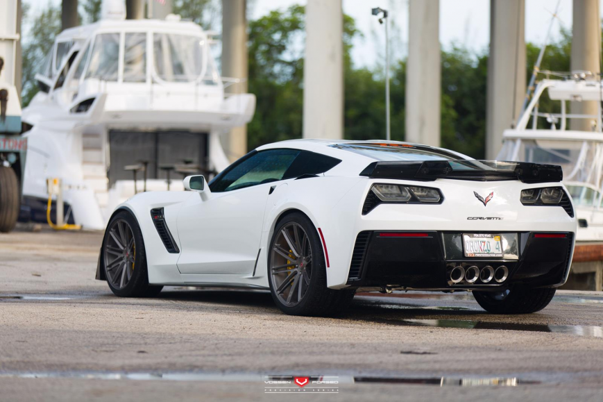 Vossen Corvette Stingray �� ������ VPS307
