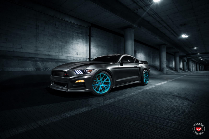 Ford Mustang �� ������ VPS306