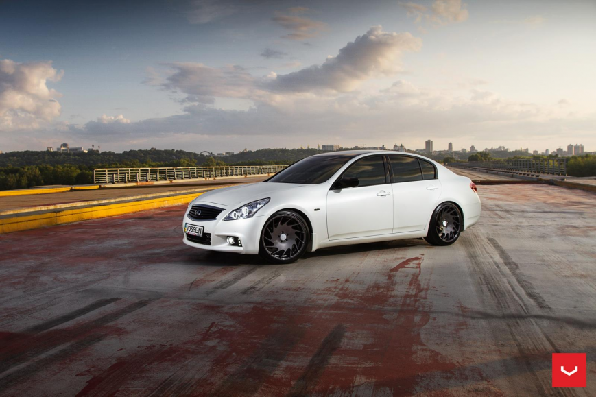 Infiniti G37 �� ������ VLE1