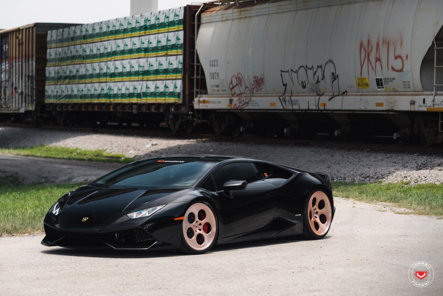 Lamborghini Huracan �� ������ LC103