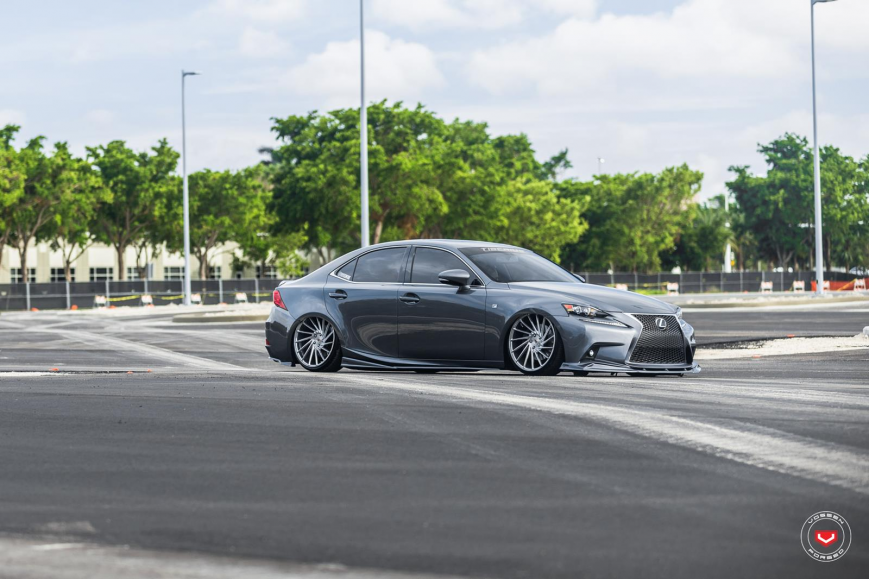 Lexus IS �� ������ VPS305T