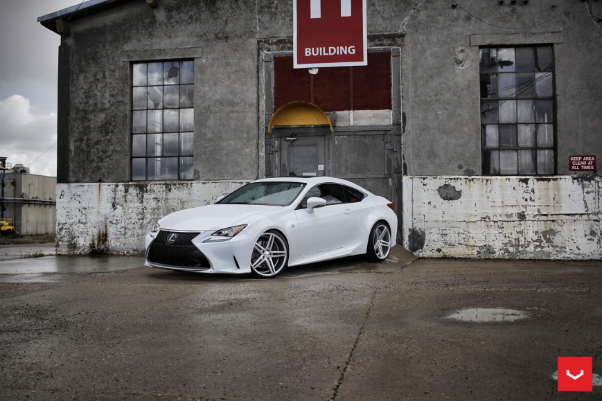 Lexus RC F �� ������ CV5