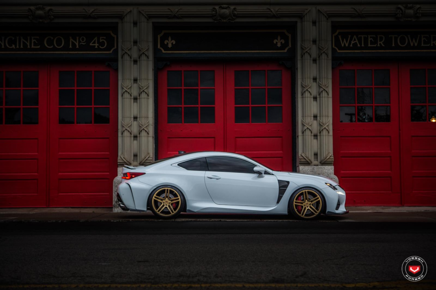 Lexus RC F �� ������ VPS302