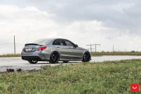 ���� ������� Vossen: Mercedes C-Class �� ������ Vossen VFS-10