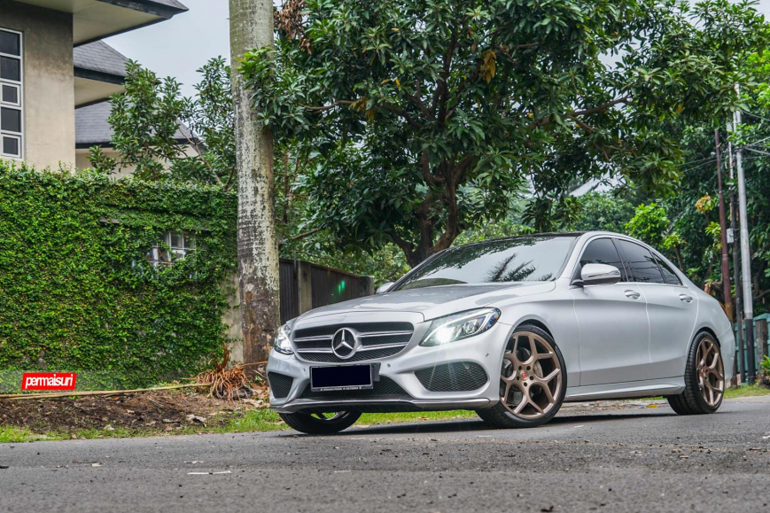 Mercedes Benz C Class �� ������ CG205