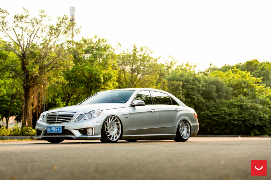 Mercedes Benz E Class �� ������ VLE1
