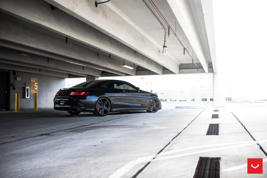 Mercedes Benz S63 Coupe �� ������ 