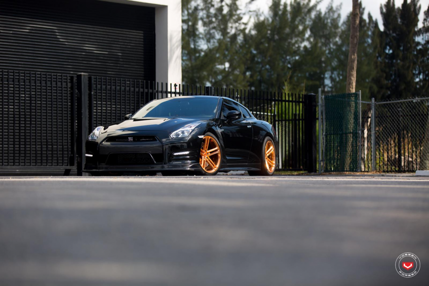 Nissan GTR �� ������ CG202