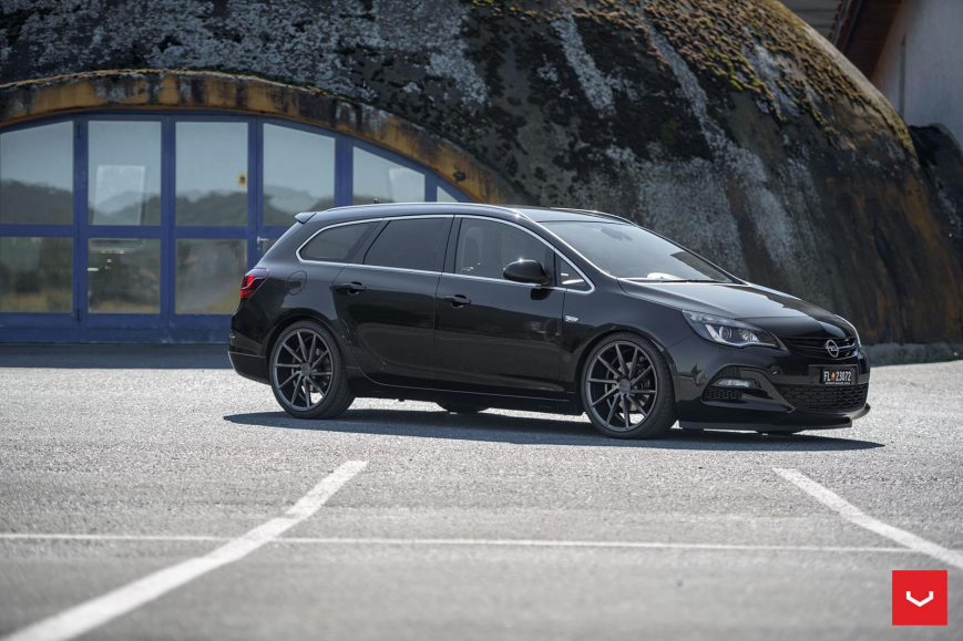Vossen Opel Astra �� ������ CVT