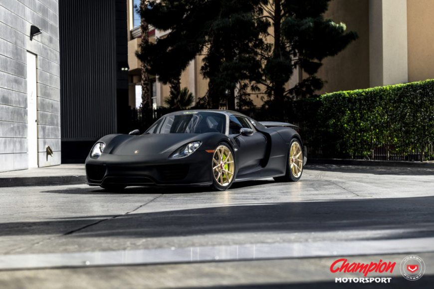 Porsche 918 �� ������ 