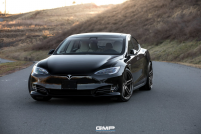 ���� ������� Vossen: Tesla Model S �� ������ Vossen HC-1