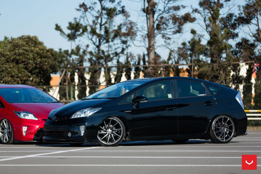 Toyota Prius �� ������ CVT