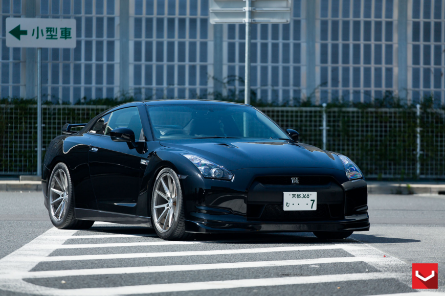 Nissan GTR �� ������ VFS1