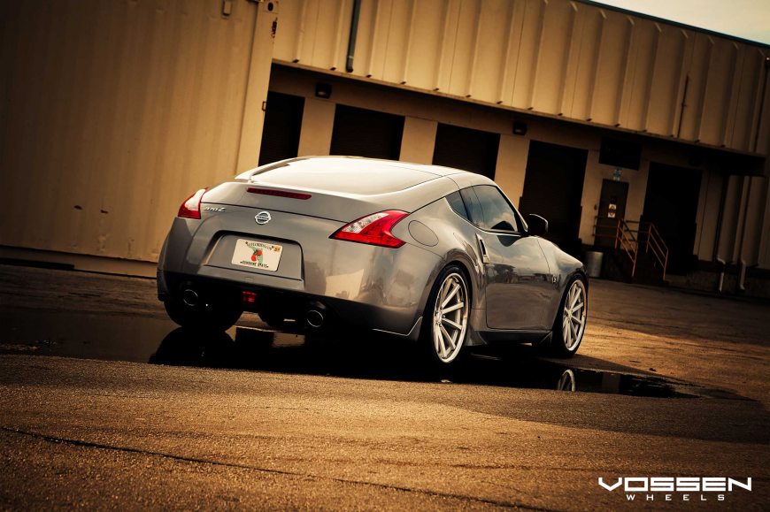 Nissan 370Z �� ������ VVSCV1