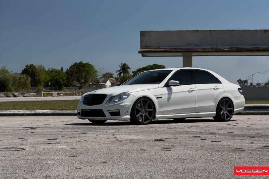 Mercedes Benz E Class �� ������ VVSCV7