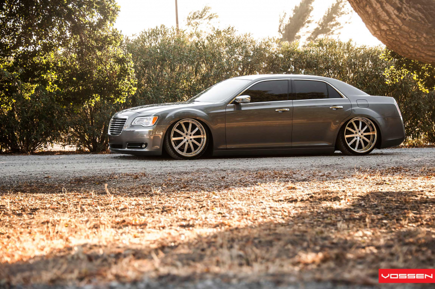 Chrysler 300C �� ������ VVS083