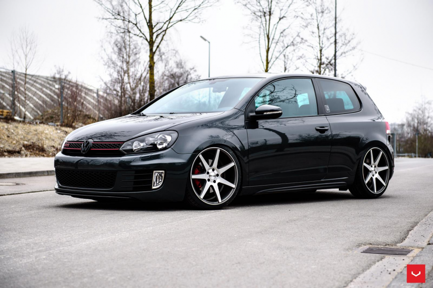 Volkswagen Golf �� ������ CV7