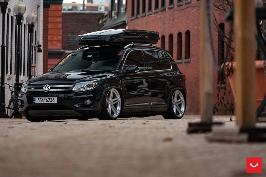 Volkswagen Tiguan �� ������ VFS5