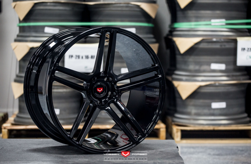 Vossen Wheels VPS-302 �� ������ VPS302