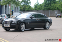 ���� ������� Vossen: Rolls Royce Ghost �� ������ Vossen CV4